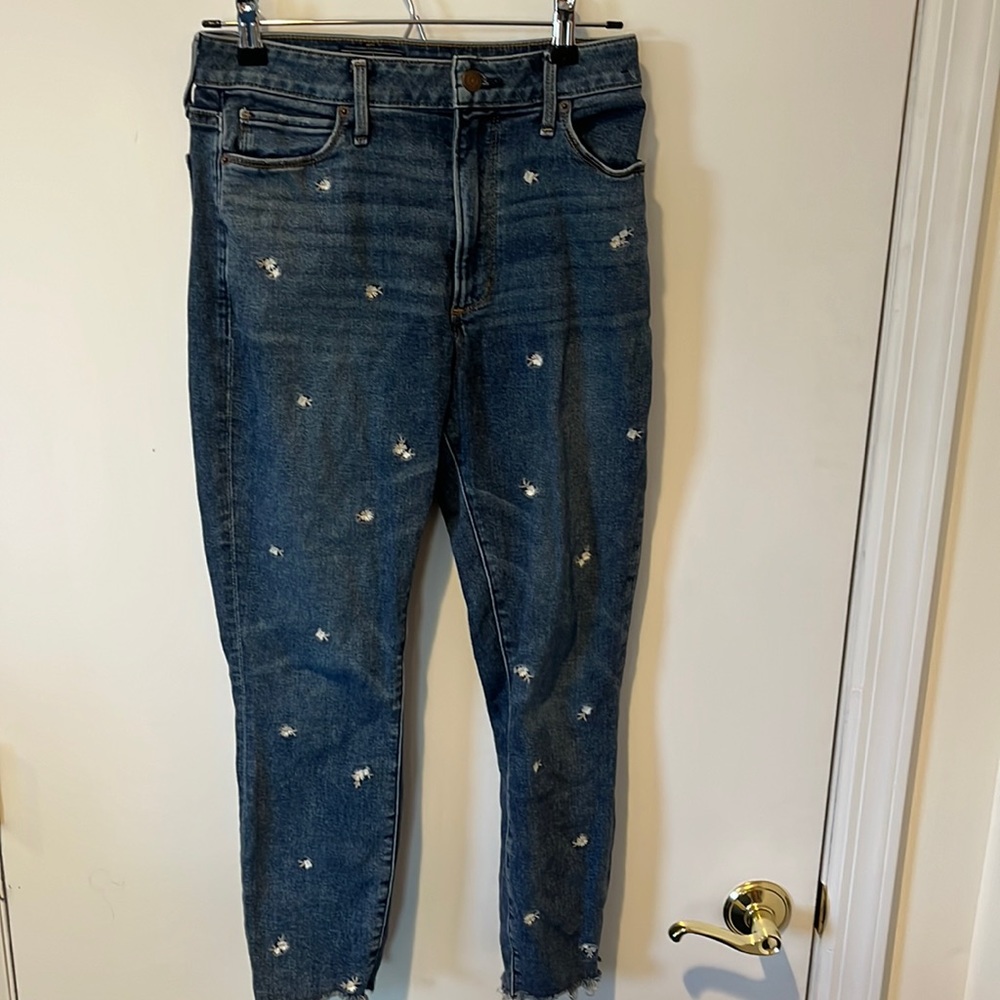 Abercrombie and Fitch Simone High Rise Ankle size 27